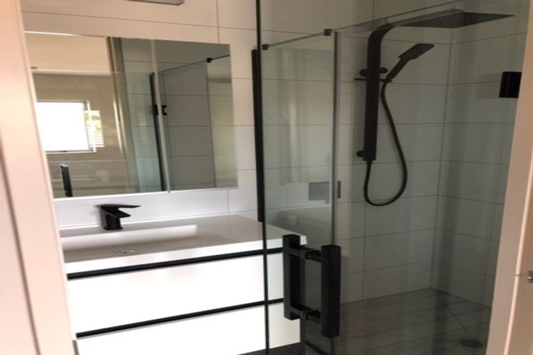 Photo of property in 304/252 Centreway Road, Orewa, 0931