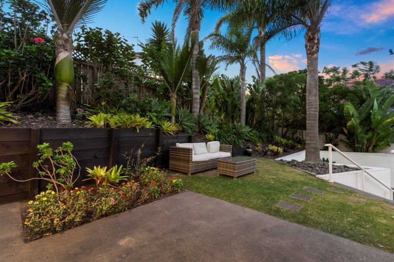 Photo of property in 43 Shuttleworth Place, Manly, Whangaparaoa, 0930