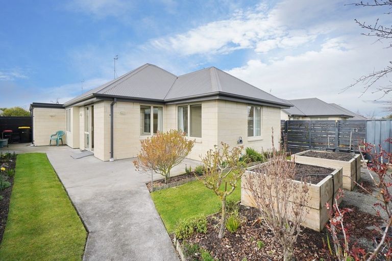 Photo of property in 8/26 Victoria Street, Rangiora, 7400