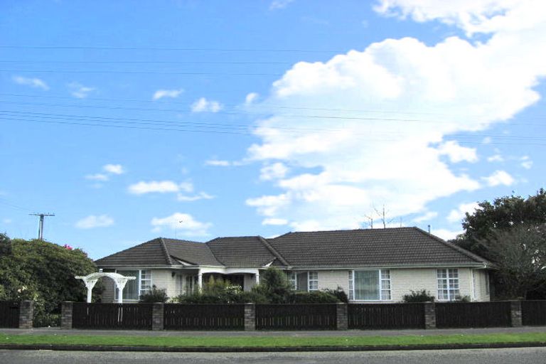 Photo of property in 171 Bartholomew Road, Levin, 5510