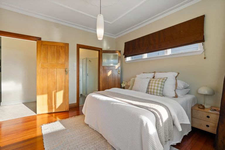 Photo of property in 82 Mortimer Terrace, Brooklyn, Wellington, 6021