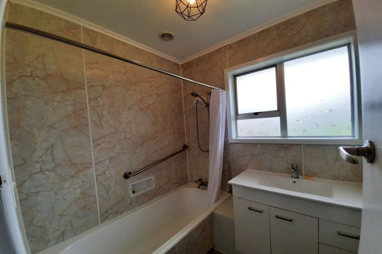 Photo of property in 19 Kent Road, Manurewa, Auckland, 2102