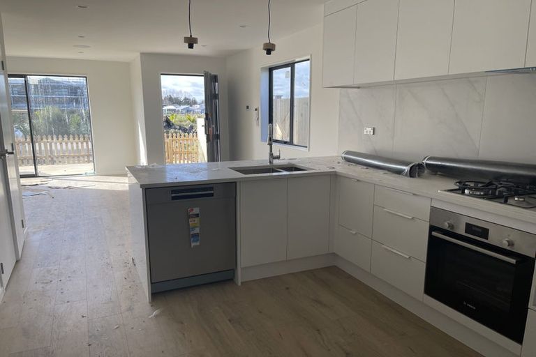 Photo of property in 79 Kaha Road, Papakura, 2110