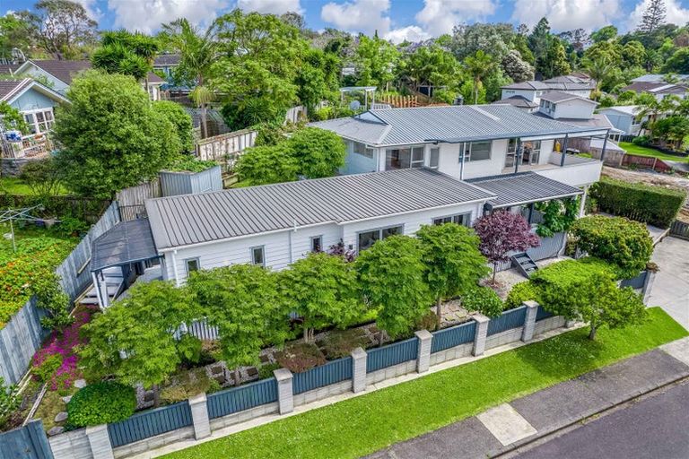 Photo of property in 4 Bacot Place, Howick, Auckland, 2014