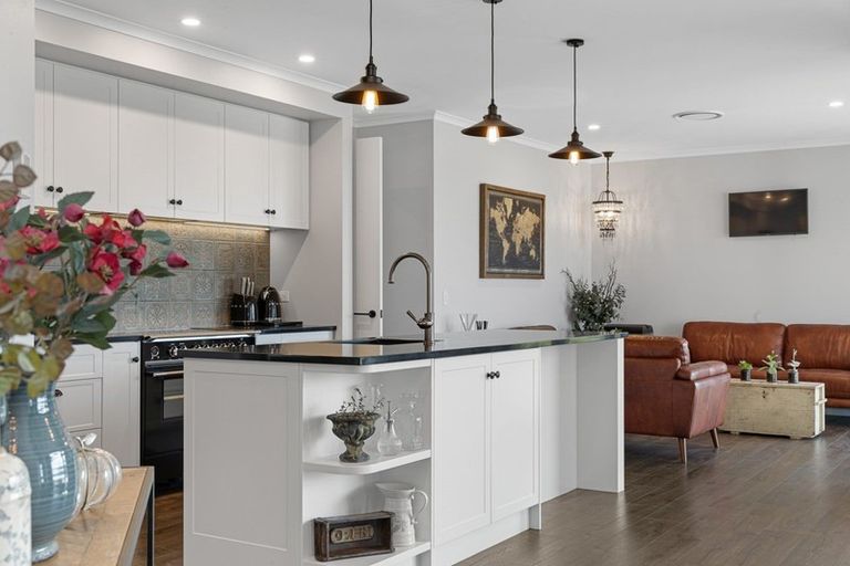 Photo of property in 48 Te Hurunui Drive, Pegasus, 7612