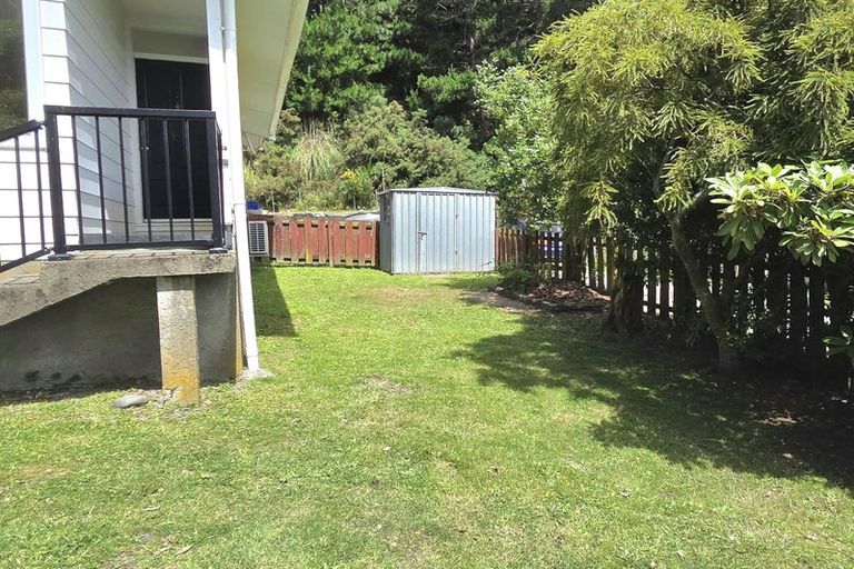 Photo of property in 3a Spruce Grove, Ranui, Porirua, 5024