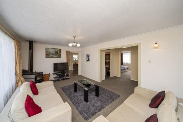 Photo of property in 18 Olivia Street, Stratford, 4332