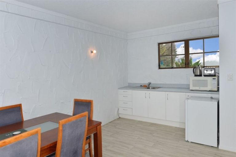 Photo of property in 52 Fisher Terrace, Te Kamo, Whangarei, 0112