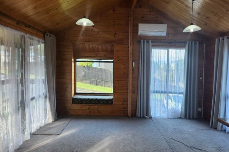 Photo of property in 6a Edward Street, Western Heights, Rotorua, 3015