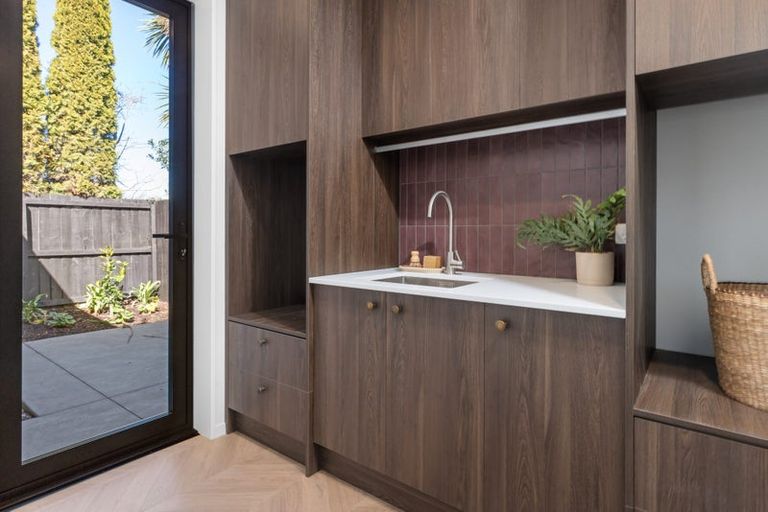 Photo of property in 15a Browns Road, Manurewa, Auckland, 2102