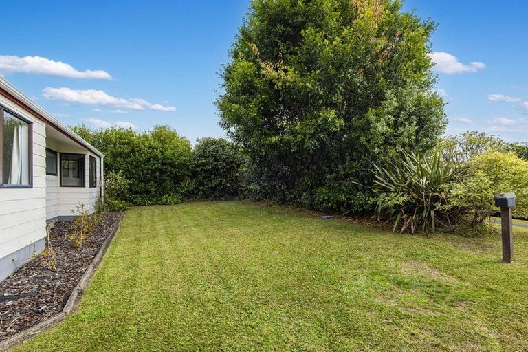 Photo of property in 12 Takahe Street, Tikipunga, Whangarei, 0112