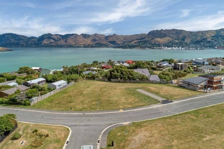 Photo of property in 19 Muriwai Drive, Diamond Harbour, 8971