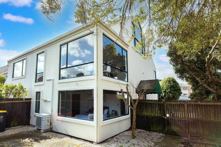 Photo of property in 1/89 Brockworth Place, Riccarton, Christchurch, 8011