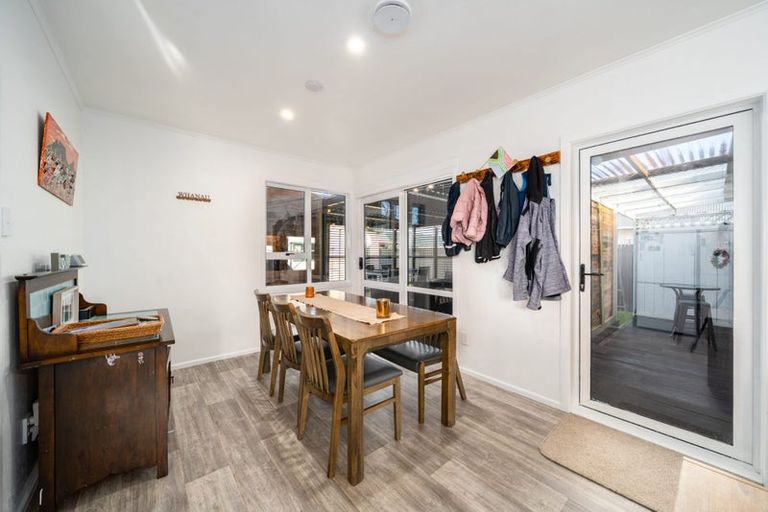 Photo of property in 77 Miro Street, Trentham, Upper Hutt, 5018