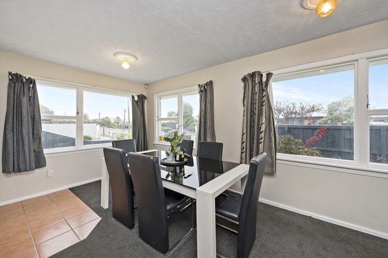 Photo of property in 83 Cotswold Avenue, Bishopdale, Christchurch, 8053