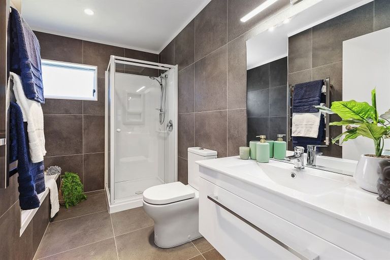 Photo of property in 2b James Street, Plimmerton, Porirua, 5026