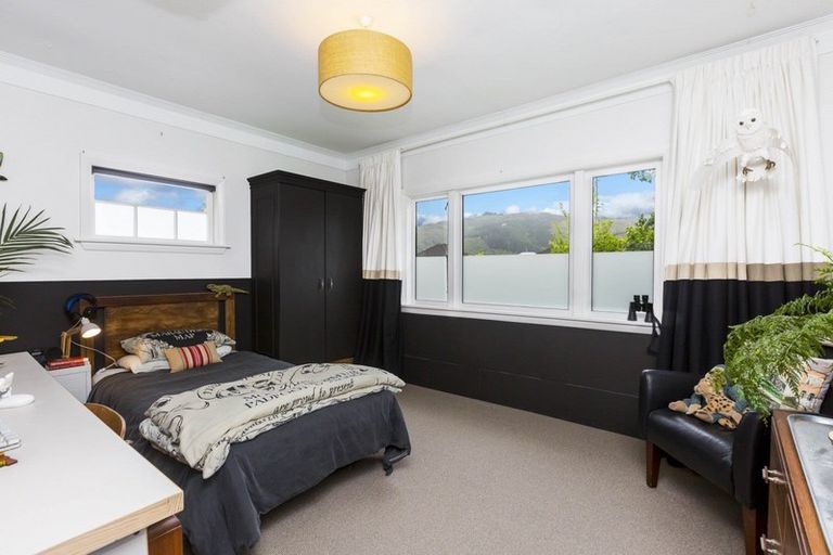 Photo of property in 292 Fergusson Drive, Heretaunga, Upper Hutt, 5018