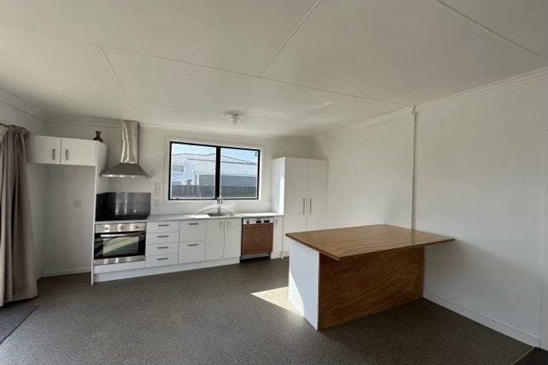 Photo of property in 104 Centennial Avenue, Waitara, 4320