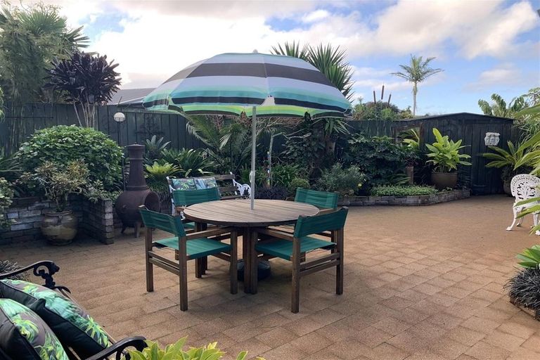 Photo of property in 8a Heron Place, Maunu, Whangarei, 0110