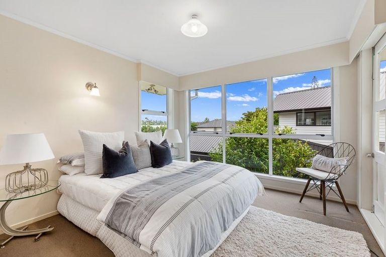 Photo of property in 14a Kaipatiki Road, Glenfield, Auckland, 0629