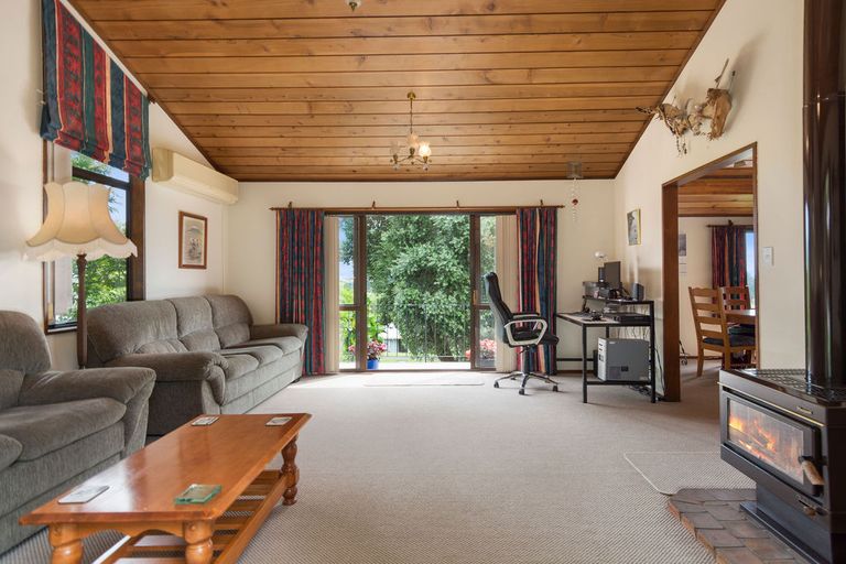 Photo of property in 79 Victory Street, Welcome Bay, Tauranga, 3112