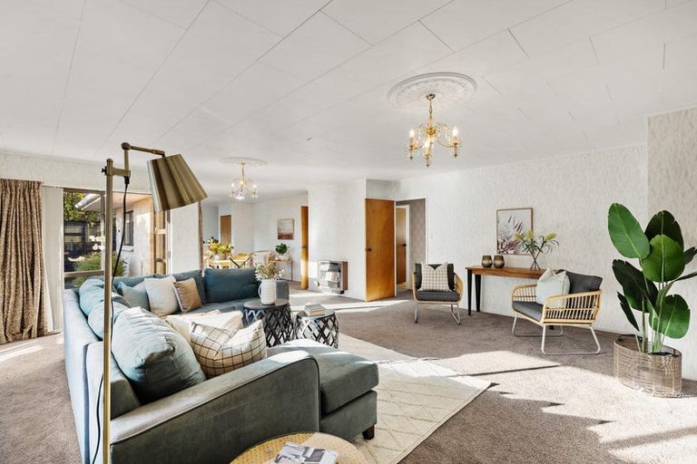 Photo of property in 18a Pahiatua Street, Hokowhitu, Palmerston North, 4410