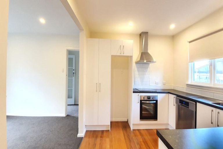 Photo of property in 2/129 Maidstone Road, Ilam, Christchurch, 8041