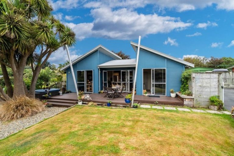 Photo of property in 9 Landreth Street, Portobello, Dunedin, 9014