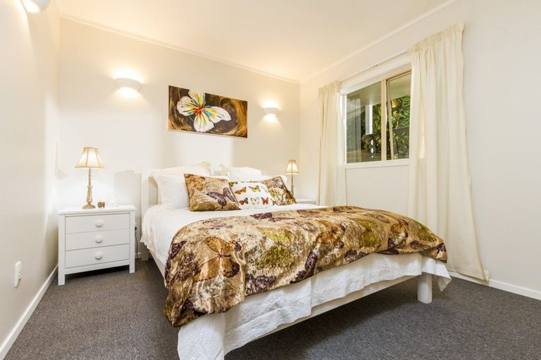 Photo of property in 14/18 Parr Terrace, Castor Bay, Auckland, 0620