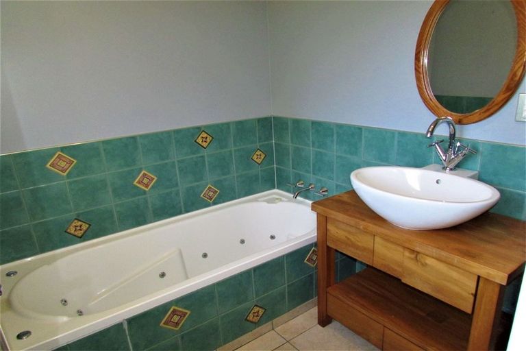 Photo of property in 32 Welshmans Road, Marsden, Greymouth, 7872