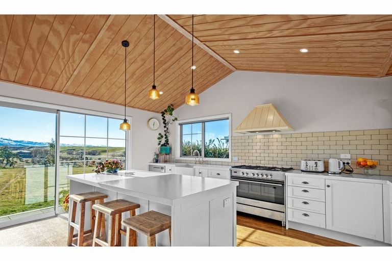 Photo of property in 12 Swamp Lane, Waikerikeri, Alexandra, 9393