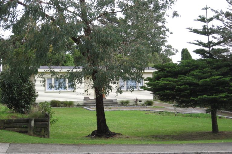 Photo of property in 21 Kereru Grove, Stokes Valley, Lower Hutt, 5019