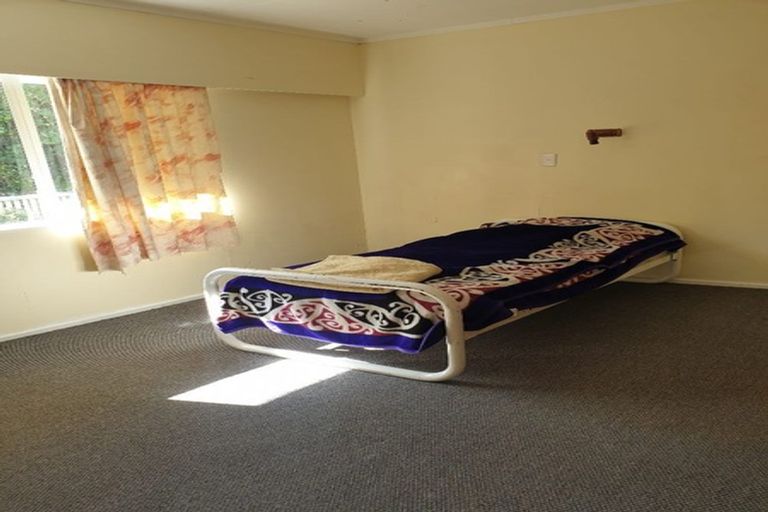 Photo of property in 16 Albany Street, Patea, 4520