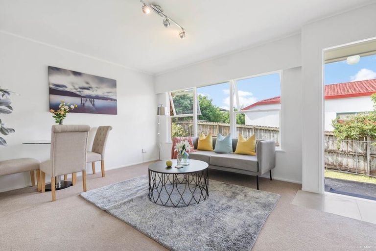 Photo of property in 2/8 Ngataringa Road, Devonport, Auckland, 0624