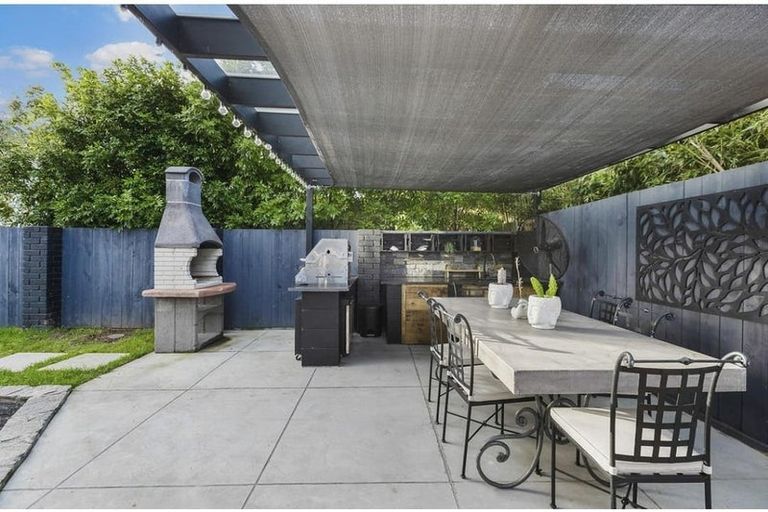 Photo of property in 5a Bruce Street, Northcote Point, Auckland, 0627