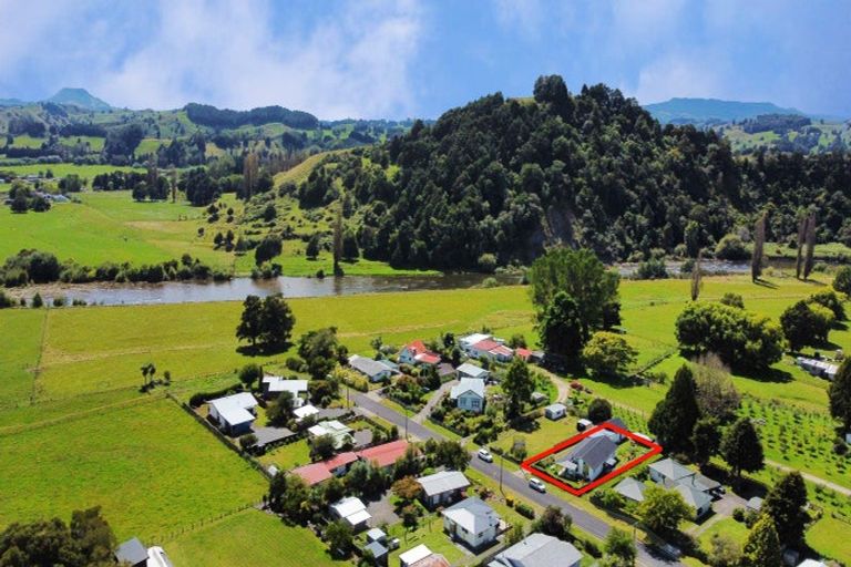 Photo of property in 11 Nelvin Avenue, Manunui, Taumarunui, 3992