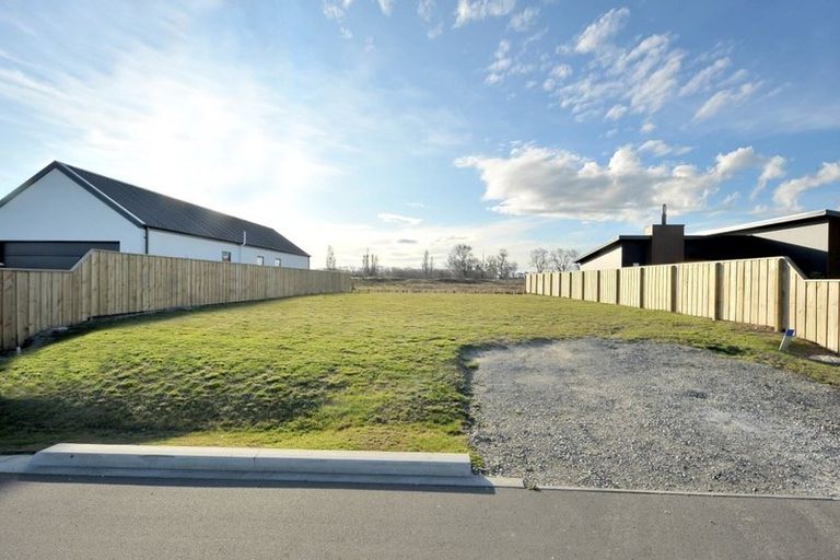 Photo of property in 47 Te Hurunui Drive, Pegasus, 7612