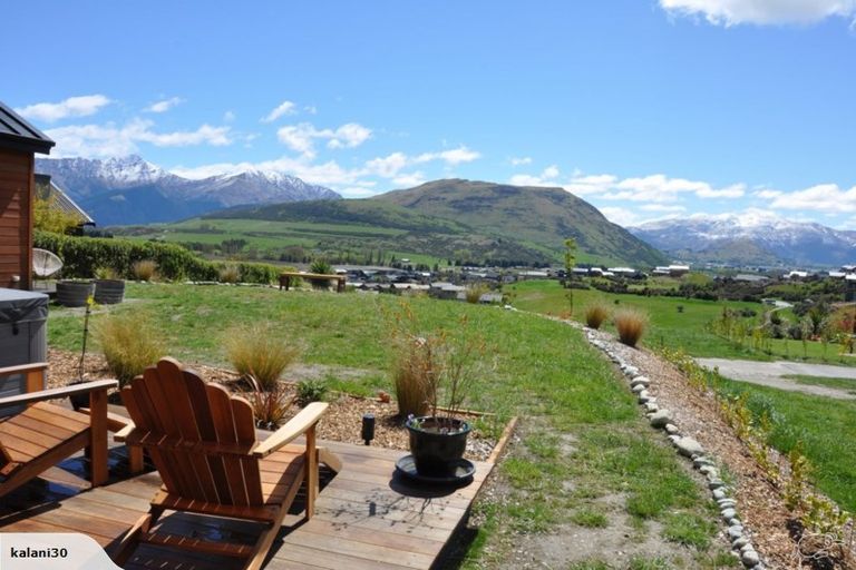 Photo of property in 36 Jacks Point Rise, Jacks Point, Queenstown, 9371