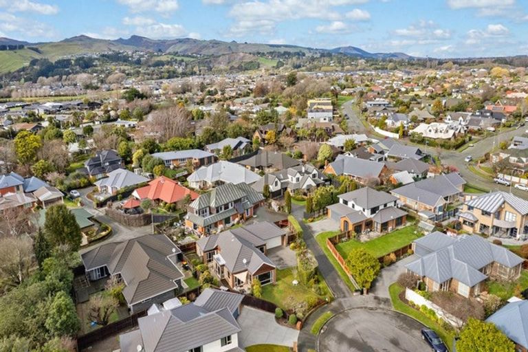 Photo of property in 11 Jadewynn Place, Halswell, Christchurch, 8025