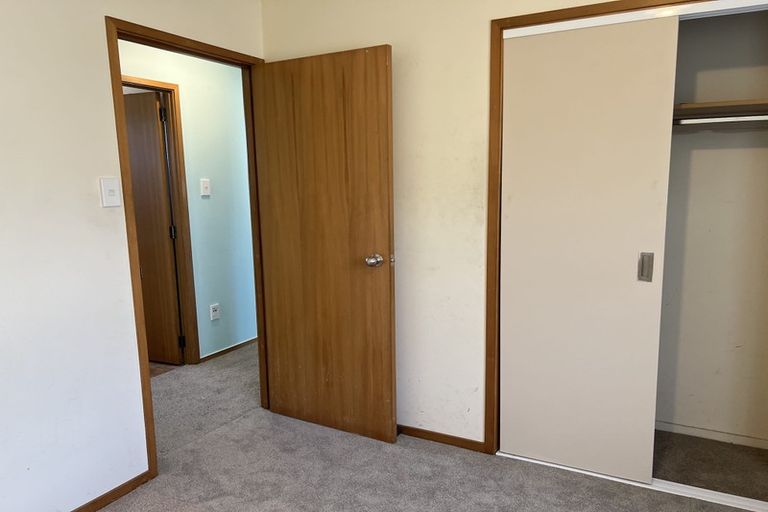 Photo of property in 121a Seabrook Avenue, New Lynn, Auckland, 0600
