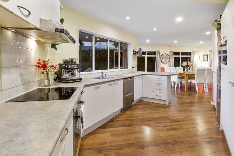 Photo of property in 57 Churchouse Road, Greenhithe, Auckland, 0632