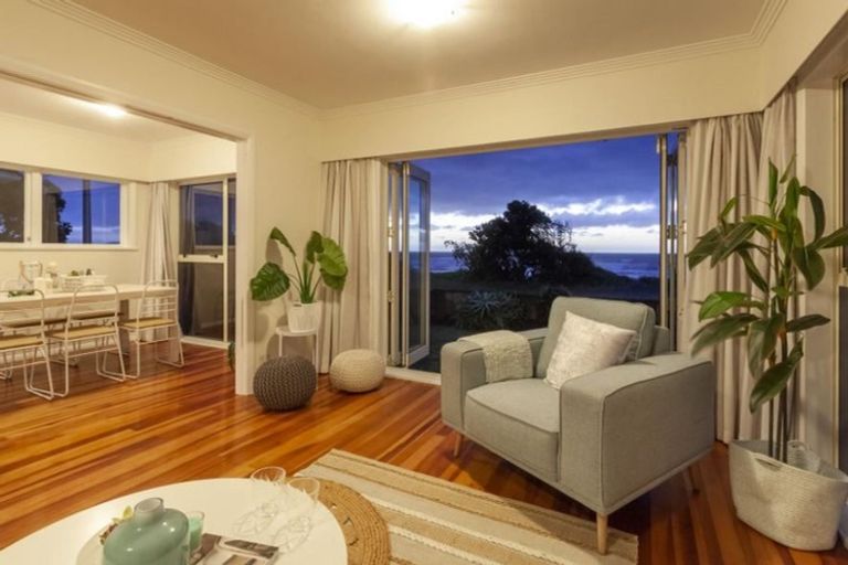 Photo of property in 9b The Esplanade, Raumati South, Paraparaumu, 5032