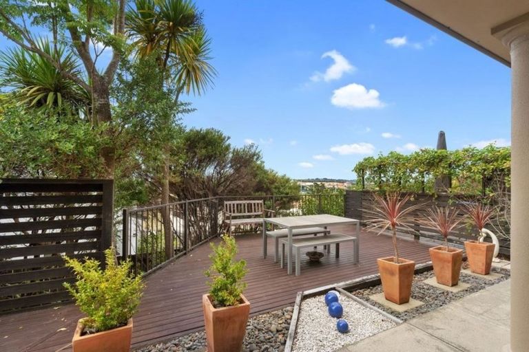 Photo of property in Point Ridge, 16/130 Gills Road, Albany Heights, Auckland, 0632