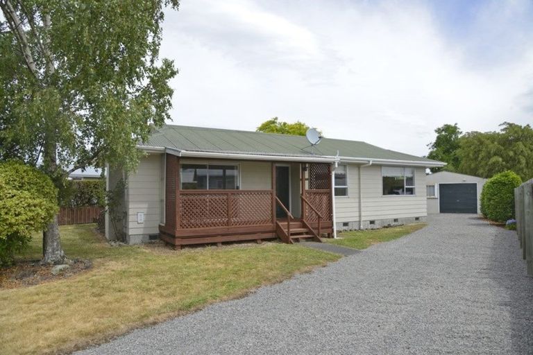 Photo of property in 23 Fisher Place, Carterton, 5713