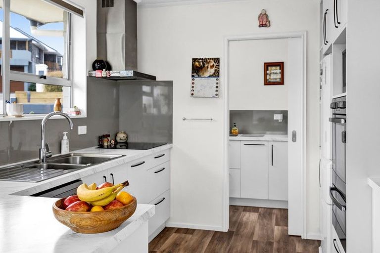 Photo of property in 145 Parklands Avenue, Bell Block, New Plymouth, 4312