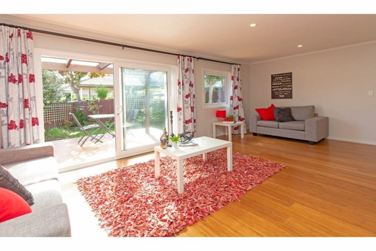 Photo of property in 1/672 Whangaparaoa Road, Stanmore Bay, Whangaparaoa, 0932