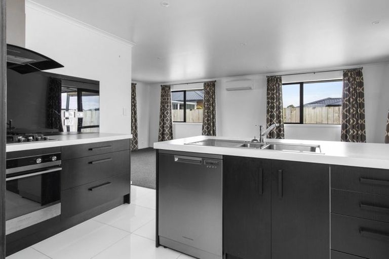 Photo of property in 10 Inuwai Street, Glenview, Hamilton, 3206