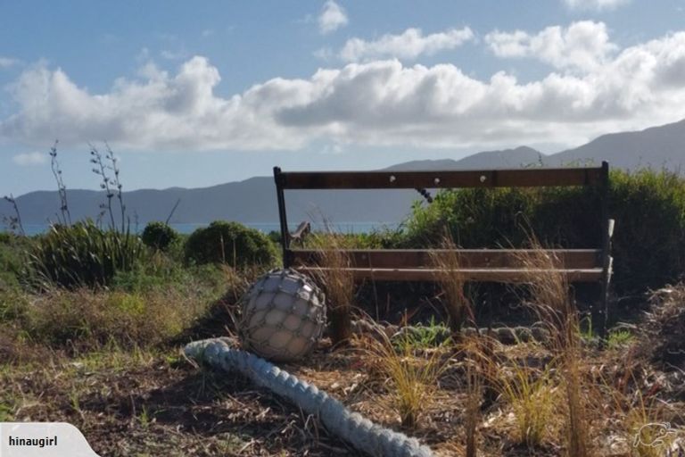 Photo of property in 37 Manly Street, Paraparaumu Beach, Paraparaumu, 5032