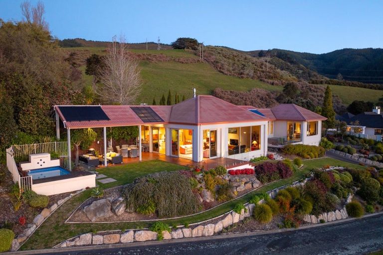 Photo of property in 15 Cropp Place, Richmond, 7020