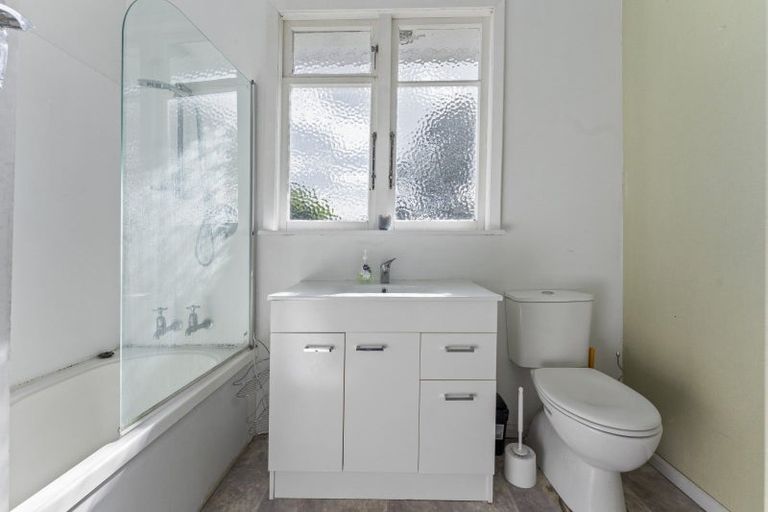 Photo of property in 25 Rutland Street, Levin, 5510